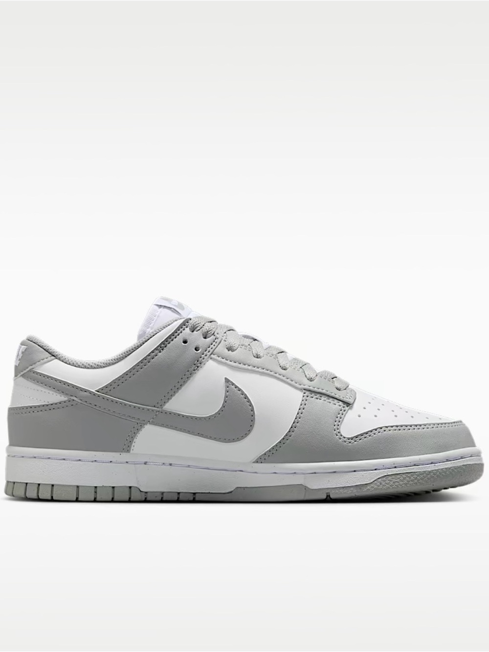 Nike dunk low - NIB - Size 10W - $120 MSRP - Picture 2 of 3